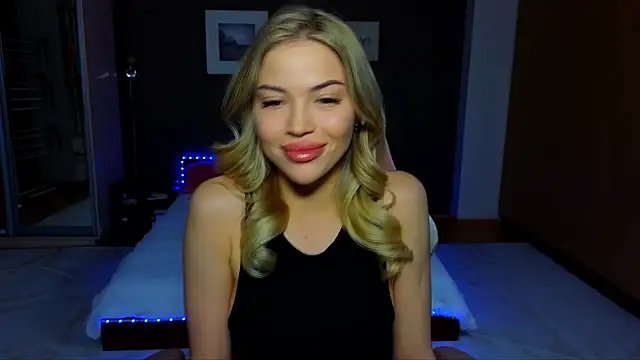 EmmyMills online show from 03-05-25, 10:10