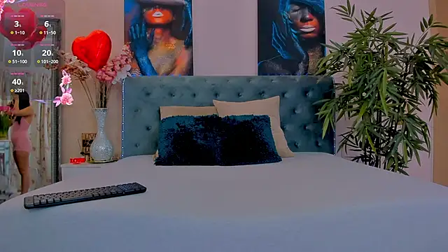 MichelleReys online show from 03-07-25, 09:06