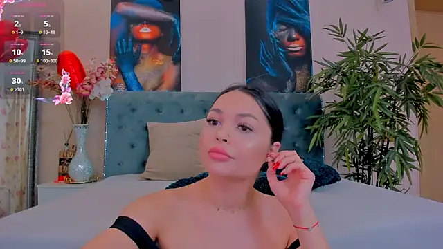 MichelleReys online show from 03-23-25, 06:16