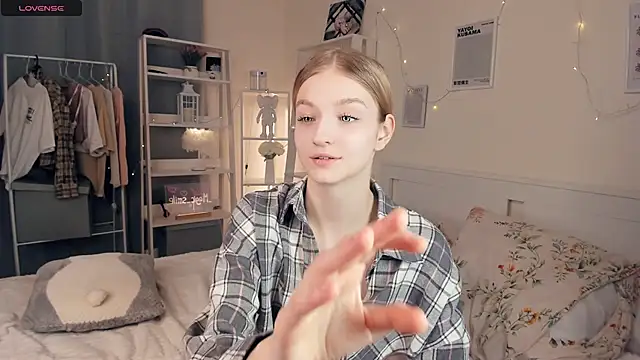 Snapshot of YuNabif chatting on 03-01-25, 08:56 YuNabif online show from 03-01-25, 08:56