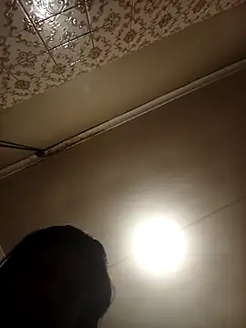 mloghyfsa online show from 12-18-25, 05:35