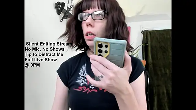 Snapshot of SaraDesirexo chatting on 02-08-25, 08:53 SaraDesirexo online show from 02-08-25, 08:53