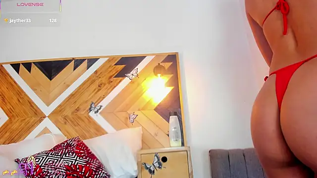 Snapshot of Kathaleiya_Ozz chatting on 10-17-25, 07:38 Kathaleiya Ozz online show from 10-17-25, 07:38