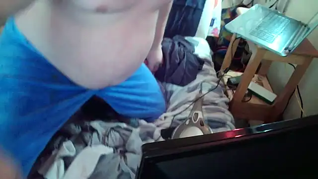 Snapshot of Mic_Oxinner chatting on 01-14-25, 06:49 Mic Oxinner online show from 01-14-25, 06:49
