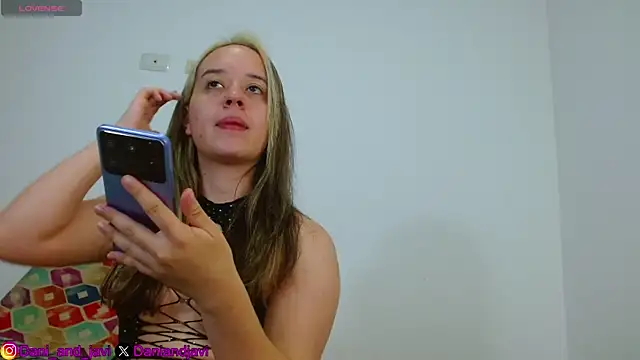 Snapshot of Dani_javi chatting on 02-14-25, 04:15 Dani javi online show from 02-14-25, 04:15