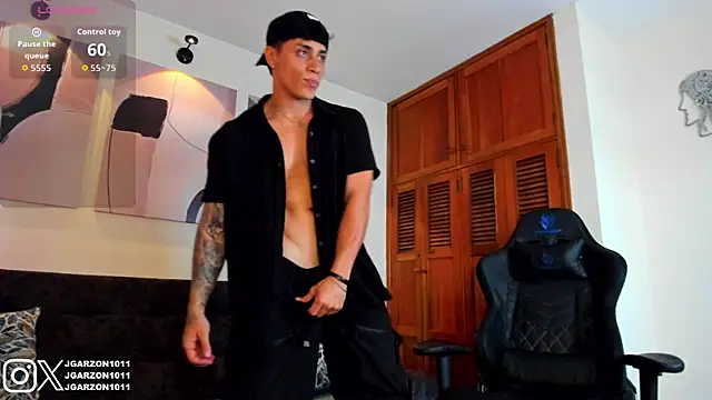  joansoto online show from 11-24-25, 04:40