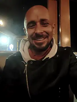 fire menxxx001 online show from 05-10-26, 05:12