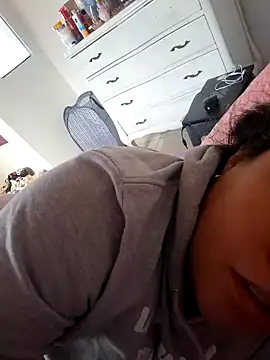 Snapshot of KasiaVenus_ chatting on 01-11-25, 12:18 KasiaVenus online show from 01-11-25, 12:18