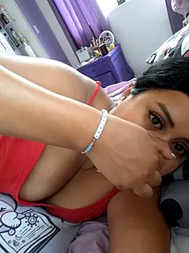 Snapshot of KasiaVenus_ chatting on 02-16-25, 01:27 KasiaVenus online show from 02-16-25, 01:27