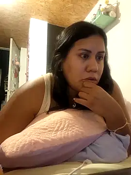 Snapshot of KasiaVenus_ chatting on 03-14-25, 02:20 KasiaVenus online show from 03-14-25, 02:20