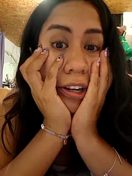 Snapshot of KasiaVenus_ chatting on 10-18-25, 03:53 KasiaVenus online show from 10-18-25, 03:53