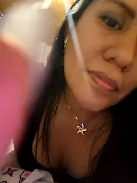 Snapshot of KasiaVenus_ chatting on 10-19-25, 05:30 KasiaVenus online show from 10-19-25, 05:30