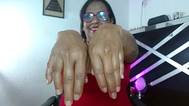 elizabeth mature23 online show from 05-03-26, 02:01
