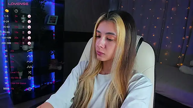 DarlaLike online show from 03-13-25, 06:58