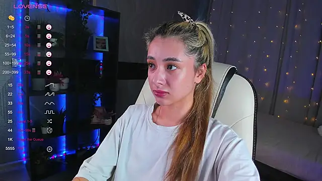 DarlaLike online show from 03-14-25, 04:21