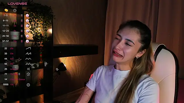 DarlaLike online show from 09-25-25, 04:05