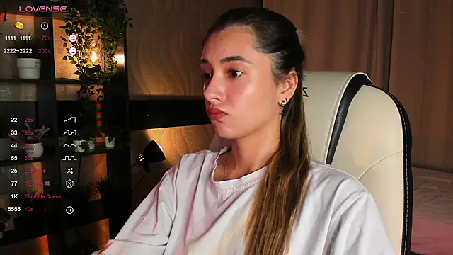 DarlaLike online show from 10-05-25, 04:11