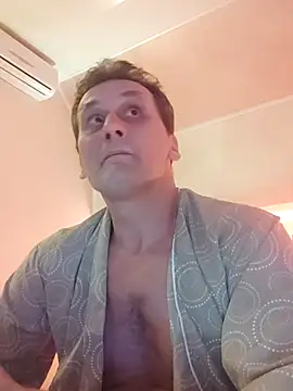 Snapshot of Viause_Kentauelle chatting on 03-22-25, 07:09 Viause Kentauelle online show from 03-22-25, 07:09