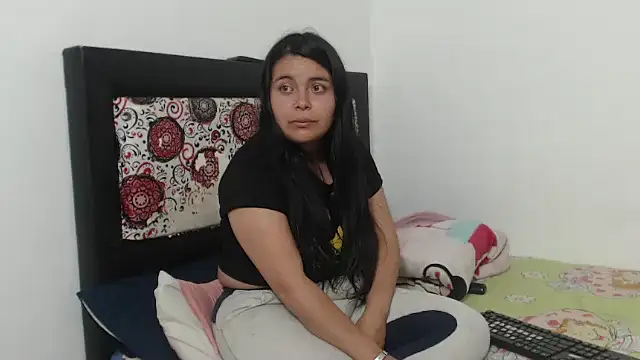 Snapshot of yournaughtyandsexyprinces chatting on 01-17-25, 03:45 yournaughtyandsexyprinces online show from 01-17-25, 03:45