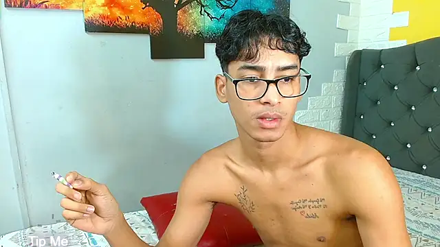 Snapshot of allens_joe chatting on 10-10-25, 02:54 allens joe online show from 10-10-25, 02:54