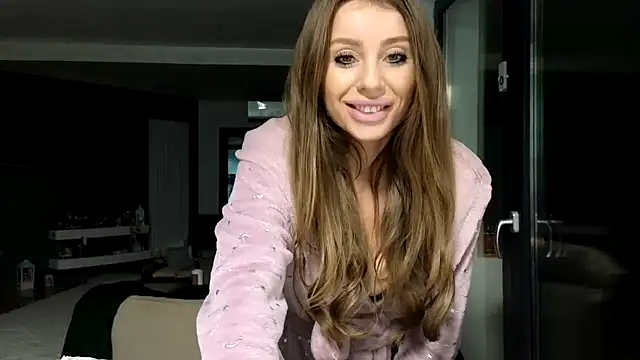Snapshot of Blanca1 chatting on 01-20-25, 04:43 Blanca1 online show from 01-20-25, 04:43