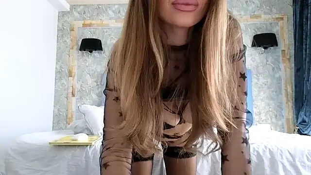 Snapshot of Blanca1 chatting on 02-13-25, 11:39 Blanca1 online show from 02-13-25, 11:39