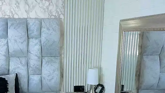 Snapshot of charlotte__G chatting on 10-06-25, 11:07 charlotte G online show from 10-06-25, 11:07