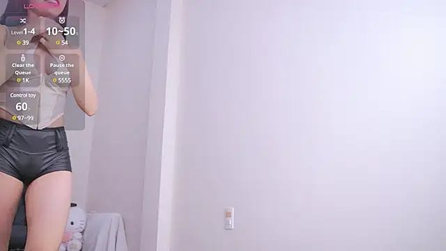 Miuzxc online show from 02-09-25, 08:11