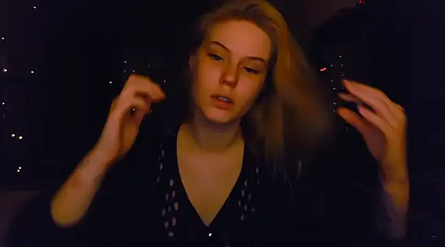 VoluptuousDreams online show from 12-20-24, 06:02