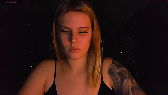 VoluptuousDreams online show from 01-17-25, 03:11