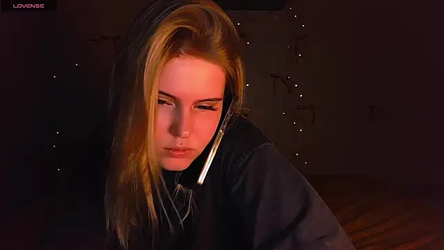 VoluptuousDreams online show from 02-11-25, 03:08