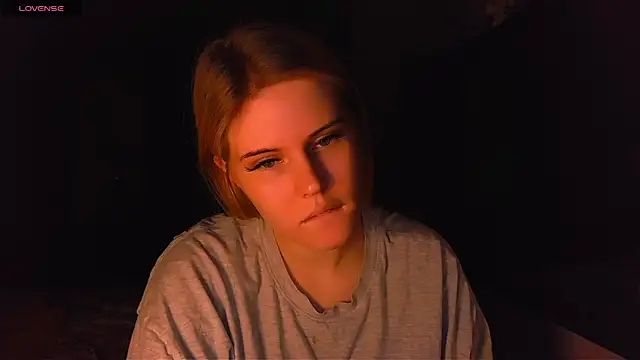 VoluptuousDreams online show from 02-15-25, 03:28