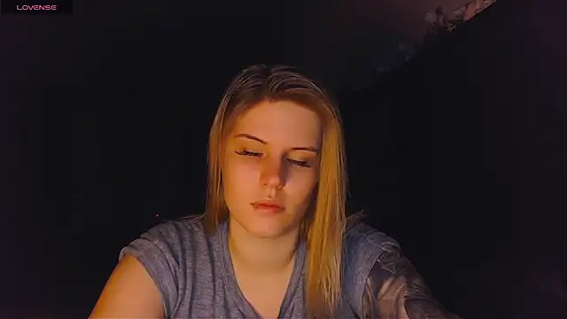 VoluptuousDreams online show from 02-28-25, 04:53