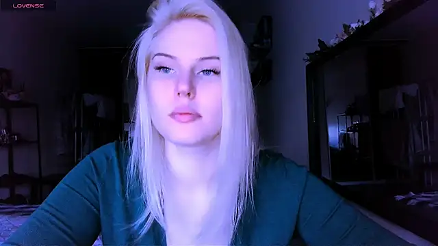 VoluptuousDreams online show from 03-16-25, 02:55