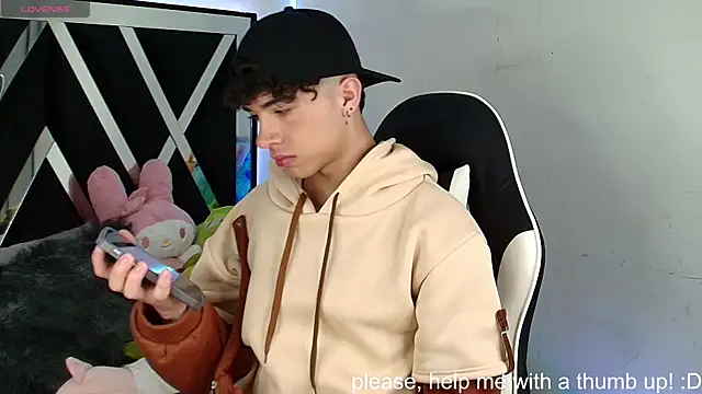 Snapshot of Niico_Cruz chatting on 01-07-25, 01:28 Niico Cruz online show from 01-07-25, 01:28