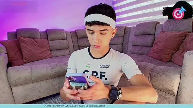 Snapshot of Niico_Cruz chatting on 09-15-25, 06:30 Niico Cruz online show from 09-15-25, 06:30