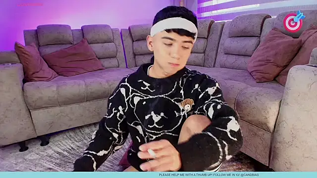 Snapshot of Niico_Cruz chatting on 09-19-25, 10:10 Niico Cruz online show from 09-19-25, 10:10