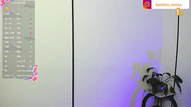 Snapshot of Katalina_novoa chatting on 06-14-26, 01:25 Katalina novoa online show from 06-14-26, 01:25