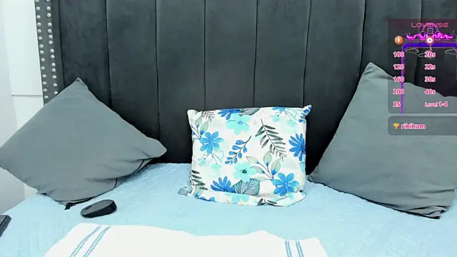 Snapshot of Sammy_Castlevill chatting on 12-06-24, 03:22 Sammy Castlevill online show from 12-06-24, 03:22
