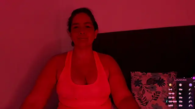 Snapshot of Sammy_Castlevill chatting on 01-17-25, 12:21 Sammy Castlevill online show from 01-17-25, 12:21
