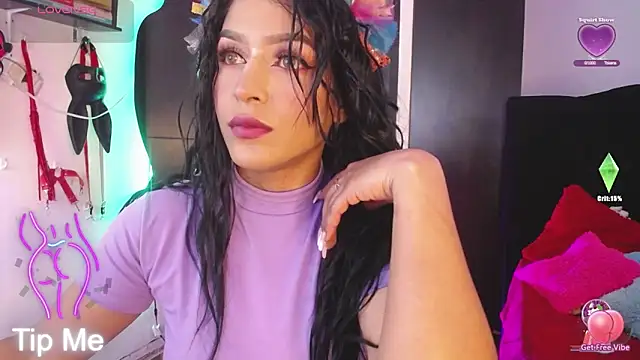 Snapshot of alicee_laurent chatting on 02-01-25, 03:41 alicee laurent online show from 02-01-25, 03:41