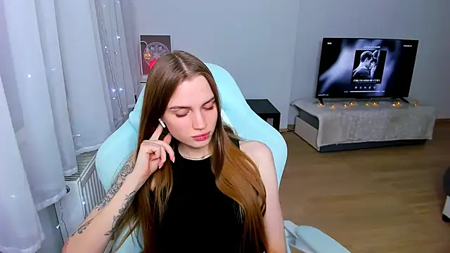 StellaLawless online show from 01-08-25, 11:41