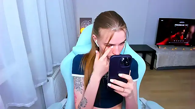 StellaLawless online show from 01-26-25, 07:20