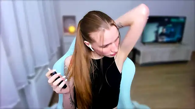 StellaLawless online show from 02-07-25, 07:59