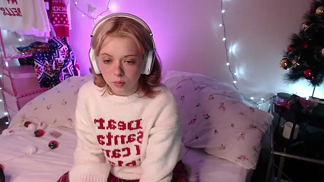 KatieMelone online show from 12-14-25, 11:31