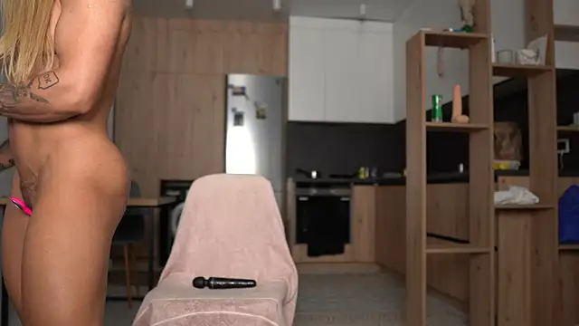 Nikita Karma online show from 10-13-25, 03:45