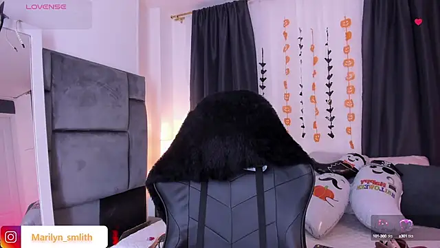 MarilynSmIith online show from 10-04-25, 12:58