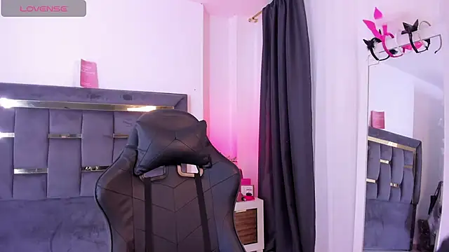 MarilynSmIith online show from 12-02-25, 03:07