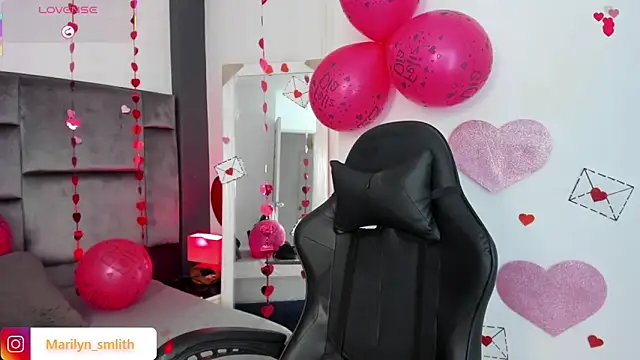 MarilynSmIith online show from 02-17-26, 12:01