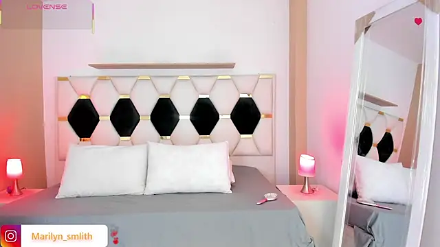 MarilynSmIith online show from 03-26-26, 12:44